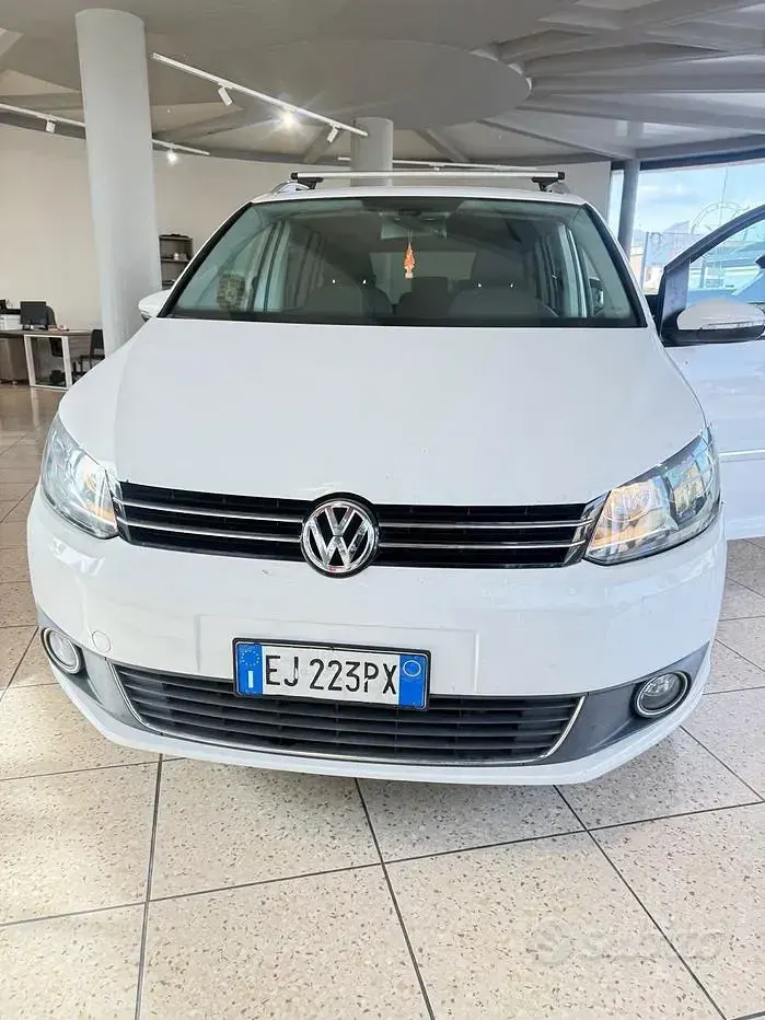 Usata VW Touran Highline 150 CV (110 kW) 2011 Bianco Monovolume