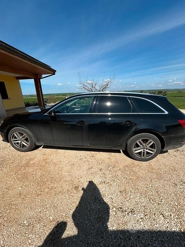 Usata Audi A4 Business Plus 150 CV (110 kW) 2018 Nero Station wagon