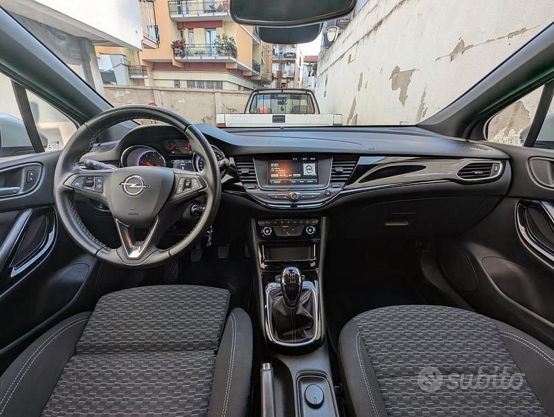 Usata Opel Astra 136 CV (100 kW) 2019 Grigio Berlina