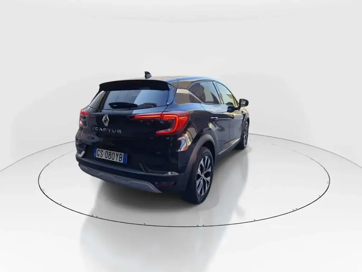 Usata Renault Captur Techno 101 CV (74 kW) 2024 Nero SUV