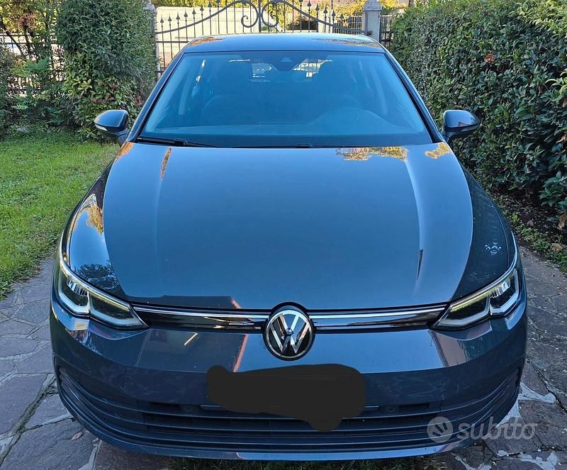Usata VW Golf VIII Style 130 CV (95 kW) 2021 Grigio Berlina