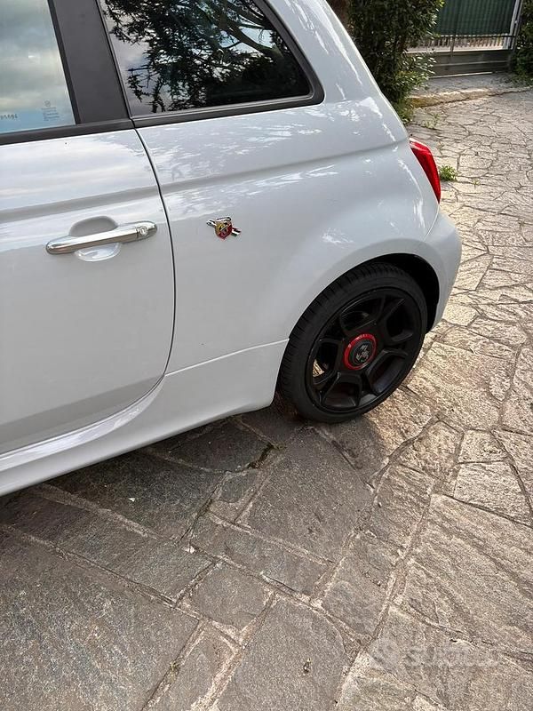 Usata Abarth 595 165 CV (121 kW) 2022 Grigio Berlina