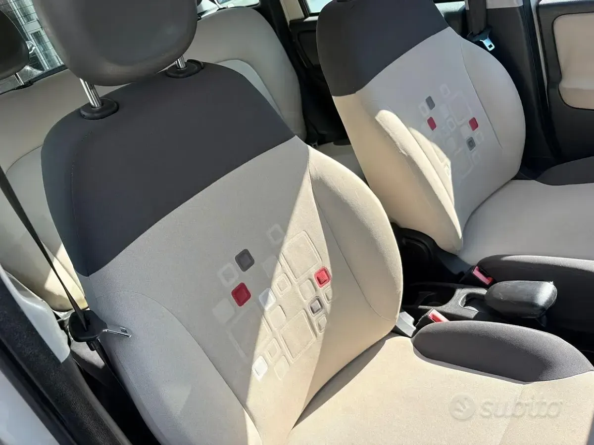 Usata Fiat Panda Pop 69 CV (50 kW) 2016 Grigio Utilitaria