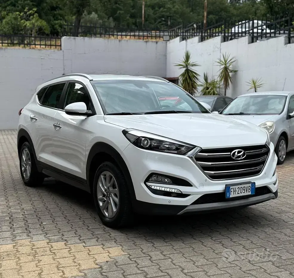 Usata Hyundai Tucson Xpossible 116 CV (85 kW) 2017 Bianco SUV