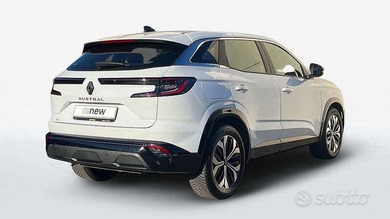 Usata Renault Austral Equilibre 131 CV (96 kW) 2023 Bianco SUV