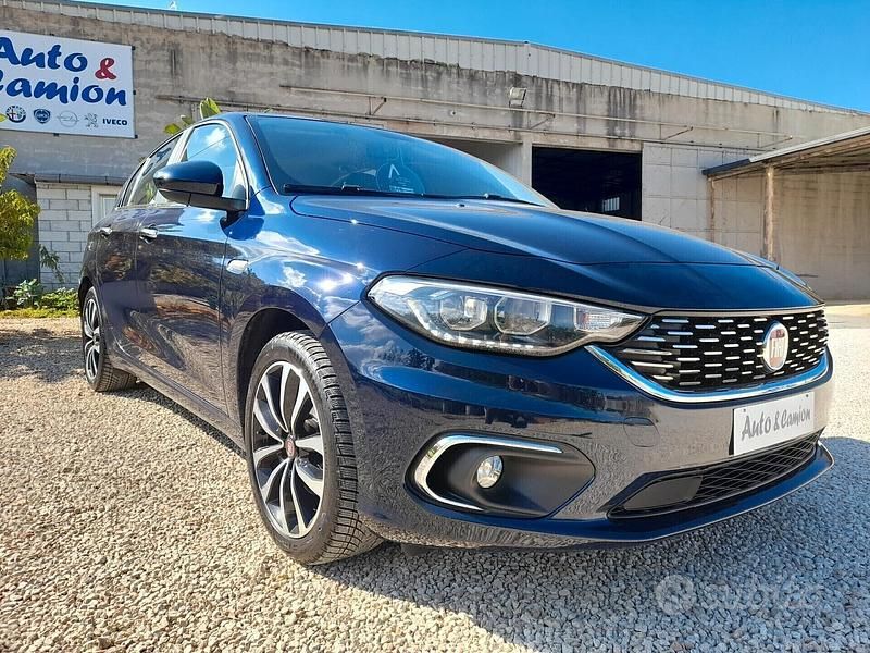 Usata Fiat Tipo Lounge 120 CV (88 kW) 2020 Blu Berlina