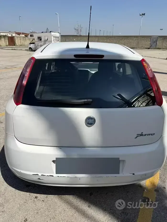 Usata Fiat Grande Punto 75 CV (55 kW) 2006 Utilitaria
