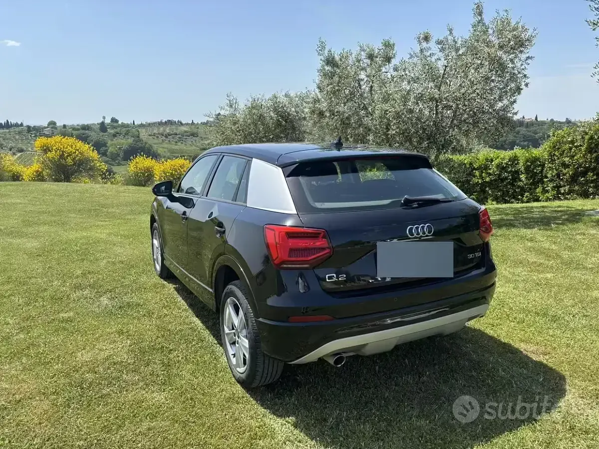 Usata Audi Q2 Admired 116 CV (85 kW) 2018 Nero SUV