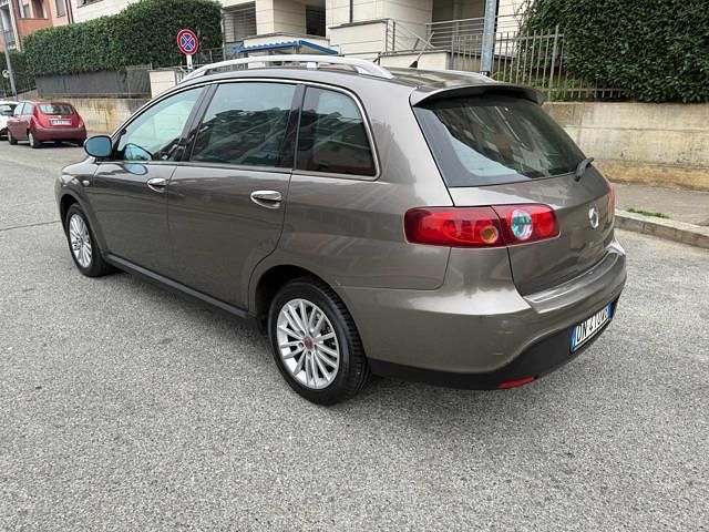 Usata Fiat Croma Emotion 120 CV (88 kW) 2008 Beige(met.) Station wagon