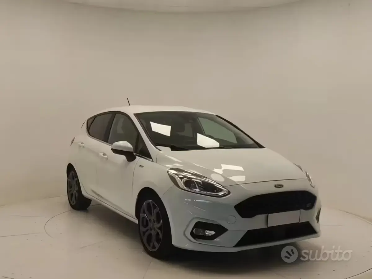 Usata Ford Fiesta ST-Line 85 CV (62 kW) 2017 Utilitaria