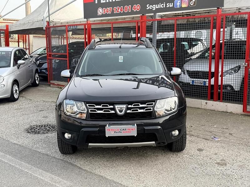 Usata Dacia Duster Lauréate 110 CV (80 kW) 2014 Nero SUV