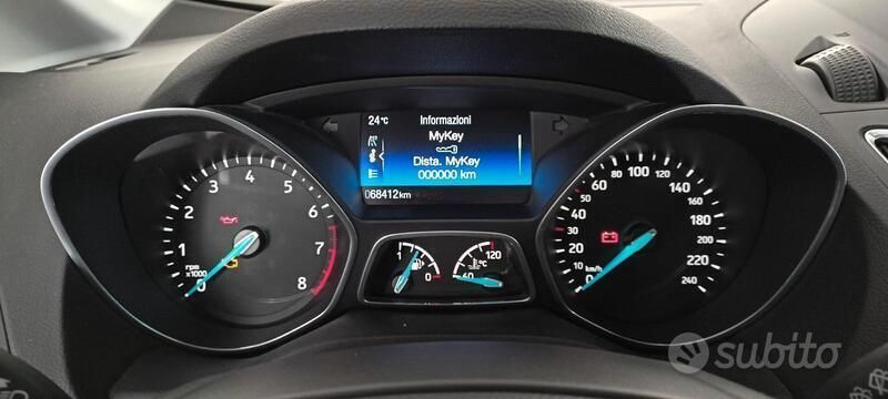 Usata Ford C-MAX S 101 CV (74 kW) 2016 Argento Monovolume