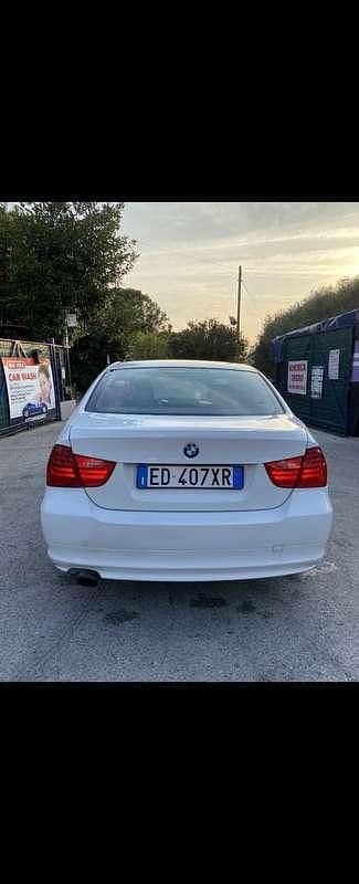 Usata BMW 318 118 CV (86 kW) 2010 Bianco Berlina