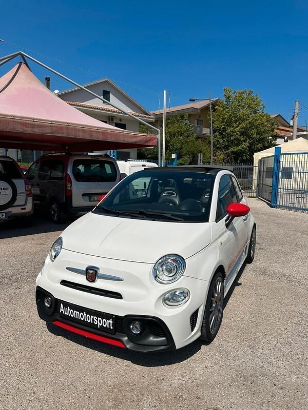 Usata Abarth 500C 140 CV (102 kW) 2011 Bianco Cabrio