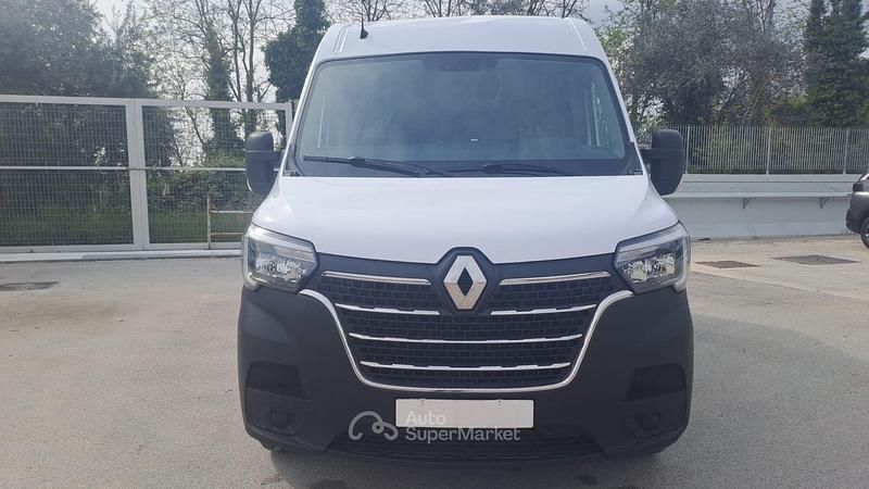 Begagnad Renault Master 135 HK (99 kW) 2021 Vit Minibuss