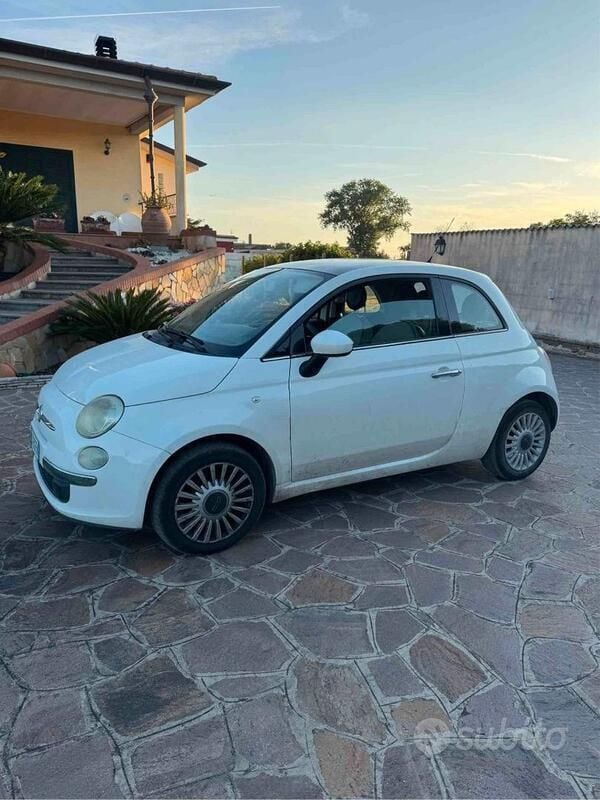 Usata Fiat 500 69 CV (50 kW) 2009 Bianco Utilitaria
