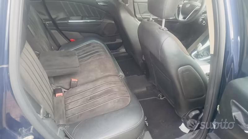 Gebraucht Lancia Delta 120 PS (88 kW) 2009 Blau Kleinwagen