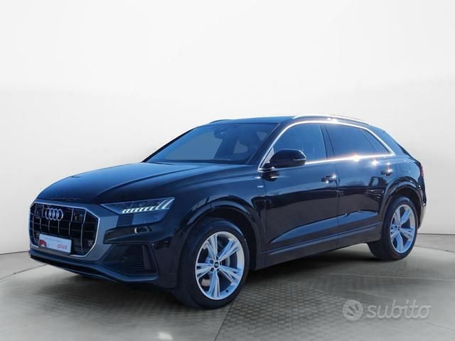 Nero Usata 2021 Audi Q8 Ambiente SUV | 53.990 € (Cara) - Immagine 1/4