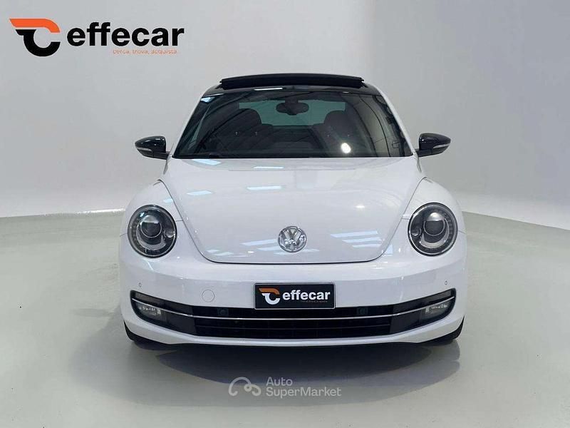 Usata VW Beetle Sport 140 CV (102 kW) 2012 Bianco Utilitaria