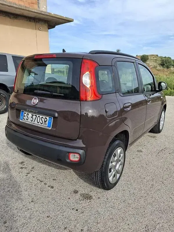 Usata Fiat Panda Lounge 86 CV (63 kW) 2013 Utilitaria
