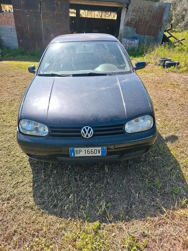 Usata VW Golf IV 115 CV (84 kW) 2000 Nero Berlina