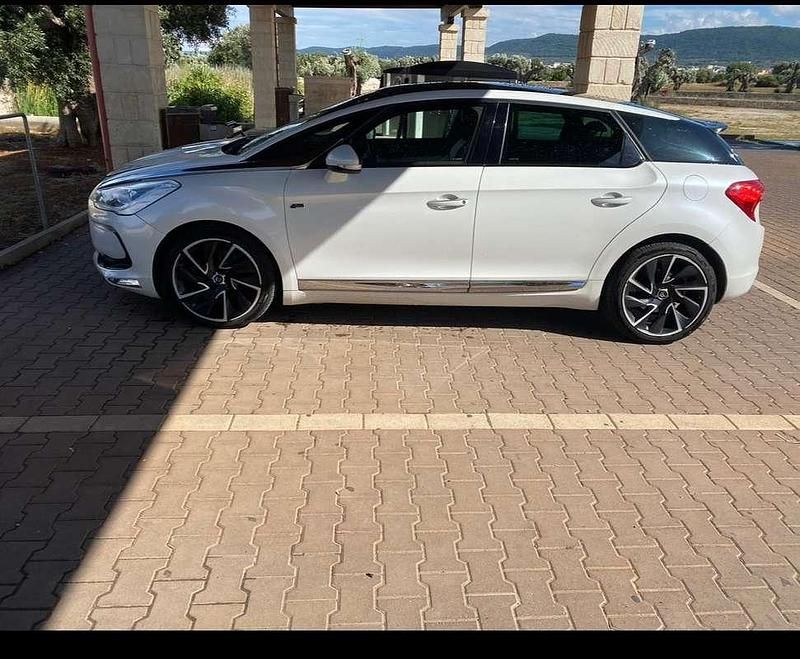 Usata Citroën DS5 163 CV (119 kW) 2012 Bianco Utilitaria