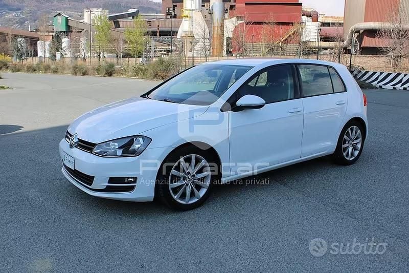 Usata VW Golf VII Highline 122 CV (89 kW) 2014 Bianco Utilitaria
