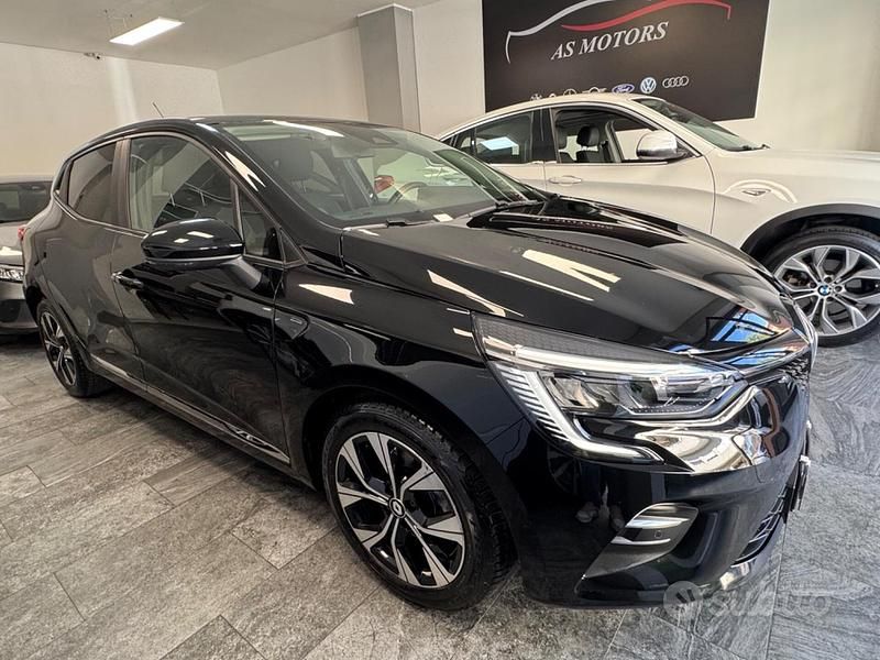 Usata Renault Clio V 100 CV (73 kW) 2023 Nero Berlina