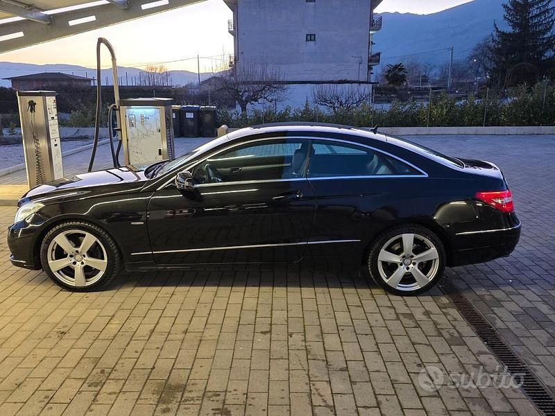 Usata Mercedes 220 2014 Nero Coupé