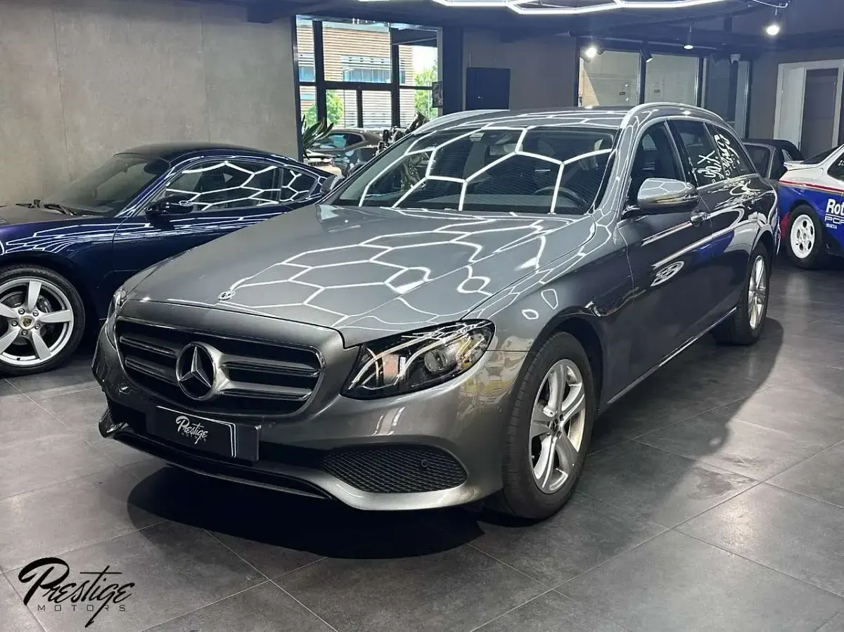 Usata Mercedes E220 Exclusive 194 CV (142 kW) 2017 Grigio Station wagon