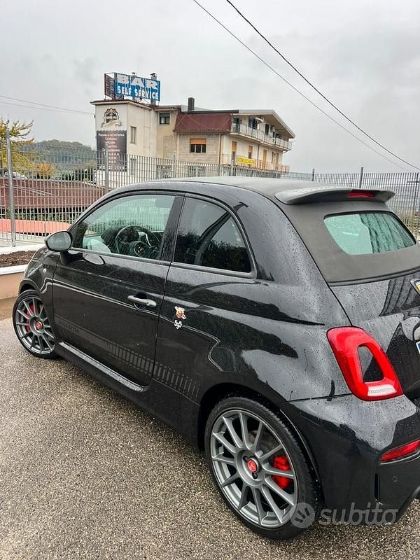 Usata Abarth 595 Competizione 180 CV (132 kW) 2016 Nero Cabrio