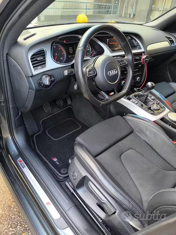 Usata Audi A4 S-Line 190 CV (139 kW) 2015 Grigio Berlina