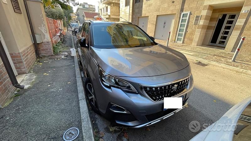 Usata Peugeot 3008 Allure 131 CV (96 kW) 2018 Grigio SUV