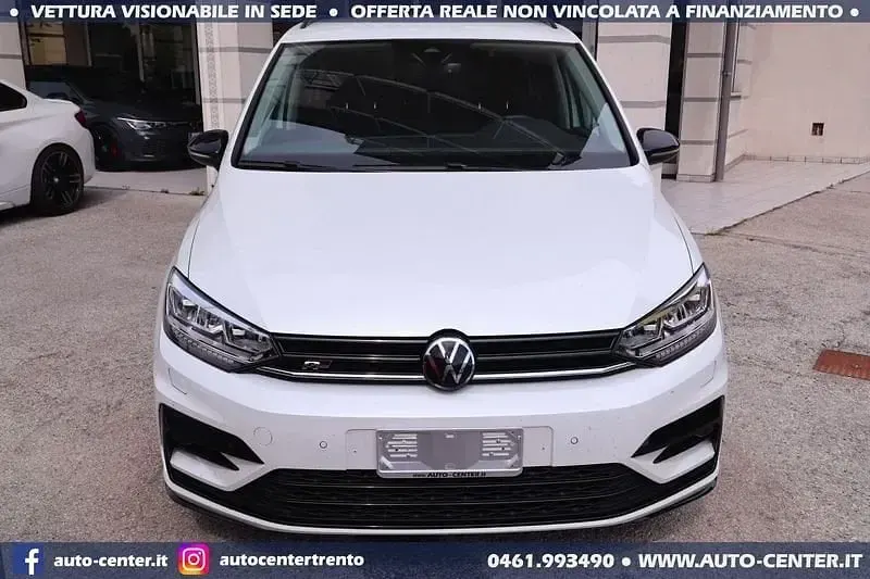 Usata VW Touran Executive 150 CV (110 kW) 2024 Bianco Monovolume