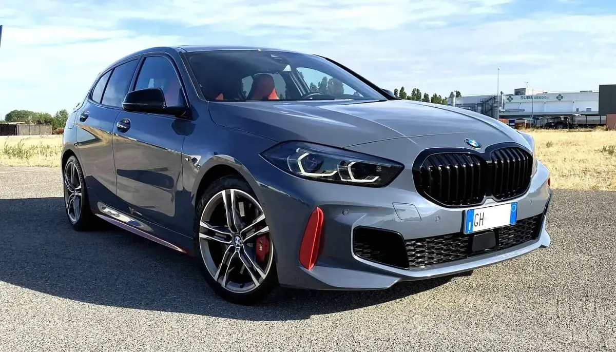 Usata BMW 128 ti Efficient Dynamics 265 CV (194 kW) 2022 Blu/azzurro Utilitaria