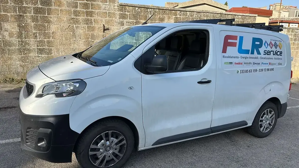 Usata Peugeot Expert 120 CV (88 kW) 2021 Bianco Furgone