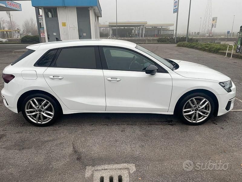Usata Audi A3 Business 116 CV (85 kW) 2020 Bianco Berlina