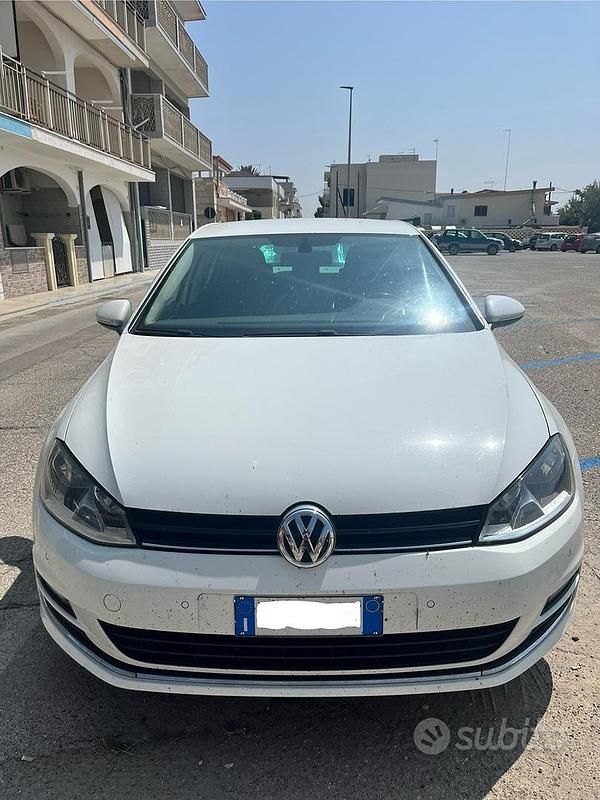 Usata VW Golf VII 110 CV (80 kW) 2015 Bianco Berlina