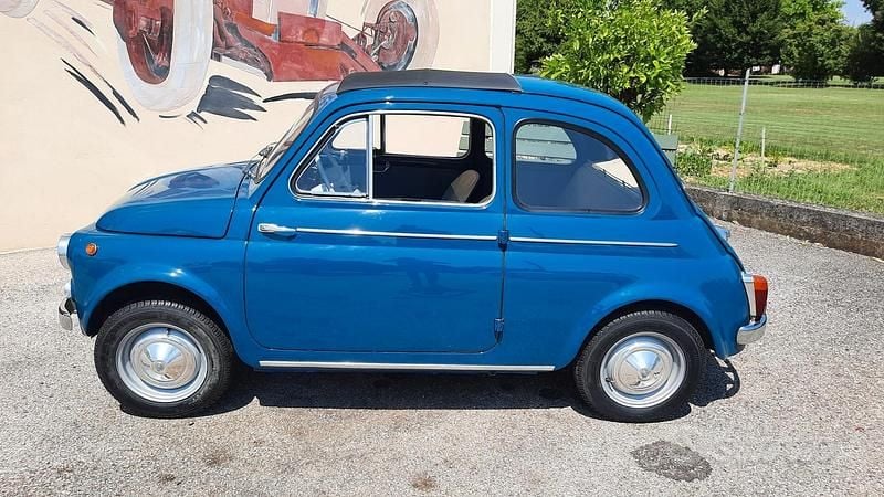 Usata Fiat 500 14 CV (10 kW) 1960 Blu Utilitaria