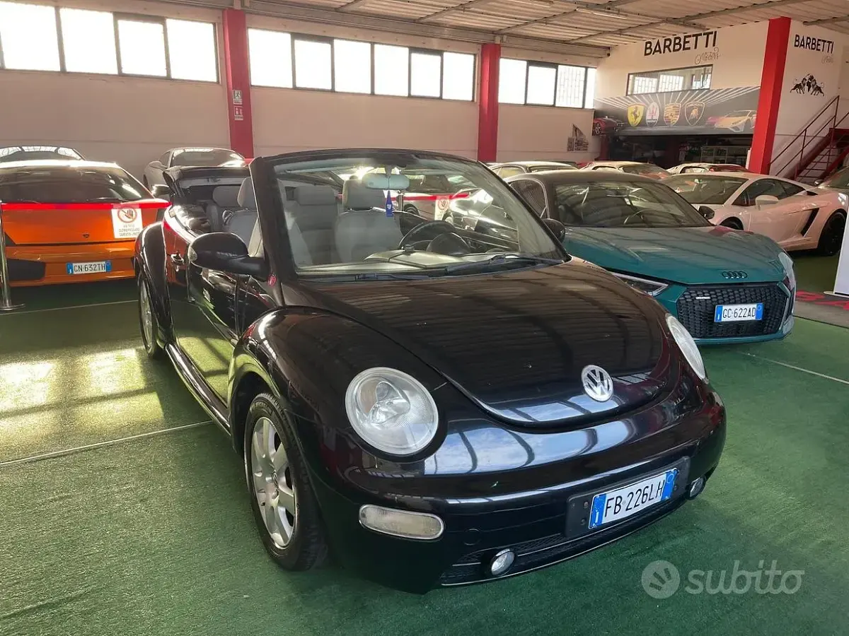Usata VW New Beetle 105 CV (77 kW) 2005 Nero Utilitaria