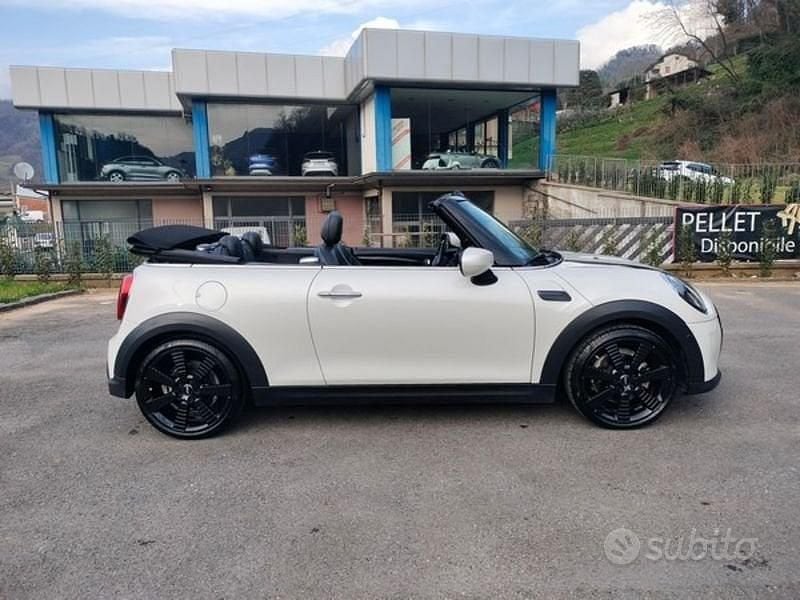 Usata Mini Cooper Cabriolet Premium Plus 136 CV (100 kW) 2024 Bianco Cabrio
