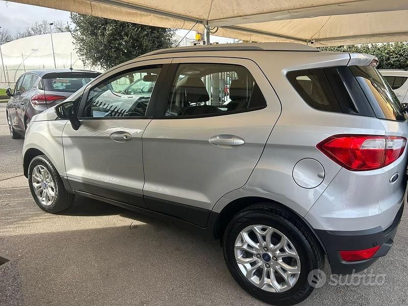 Usata Ford Ecosport Titanium 90 CV (66 kW) 2015 Grigio SUV