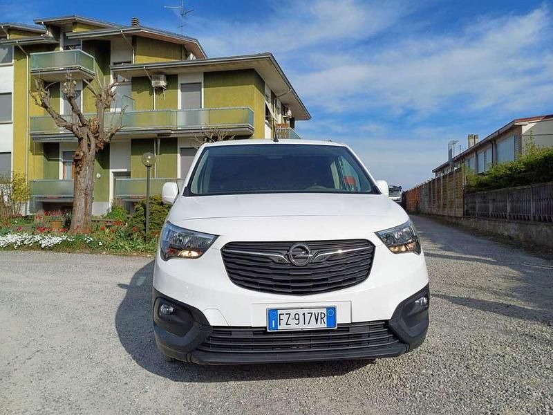 Usata Opel Combo 102 CV (75 kW) 2020 Bianco Monovolume