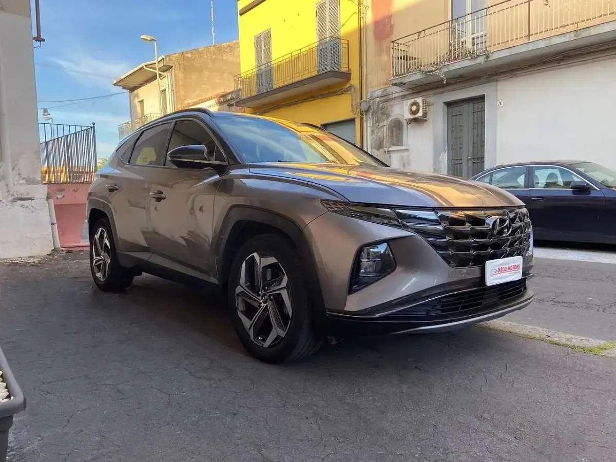 Usata Hyundai Tucson 179 CV (131 kW) 2021 Grigio SUV