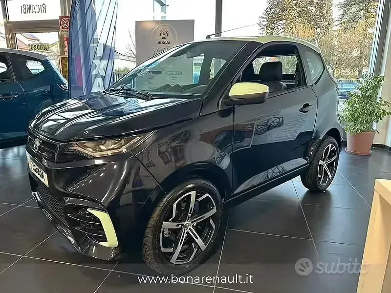 Nuova Aixam City 2026 Nero Berlina