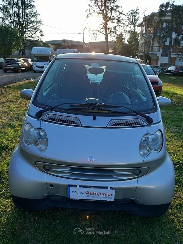 Usata Smart ForTwo Coupé 61 CV (44 kW) 2005 Argento Coupé