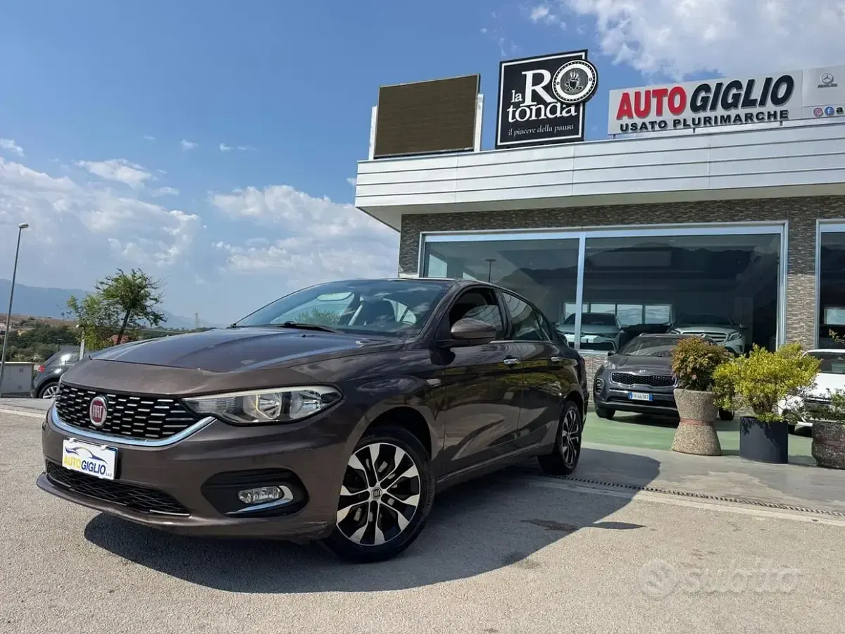 Usata Fiat Tipo Lounge 120 CV (88 kW) 2016 Berlina