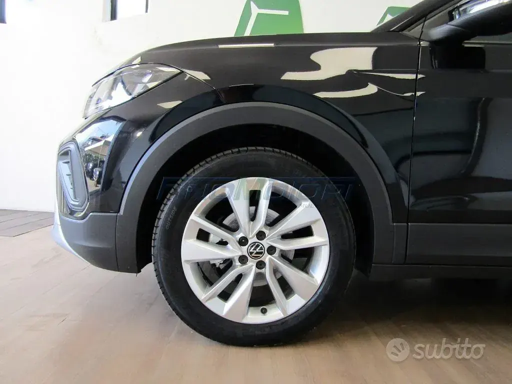 Usata VW T-Cross Life 116 CV (85 kW) 2025 Nero SUV