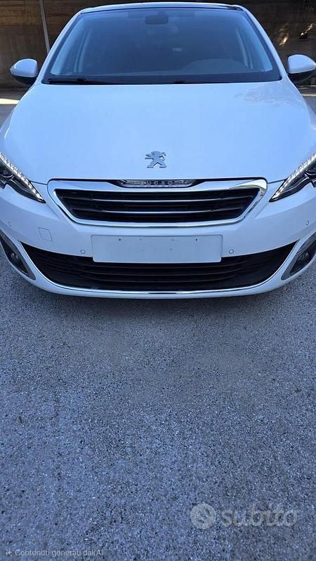 Usata Peugeot 308 Allure 2017 Bianco Berlina