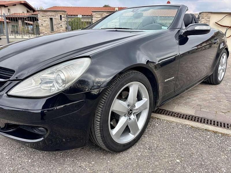 Usata Mercedes SLK200 163 CV (119 kW) 2006 Nero Cabrio